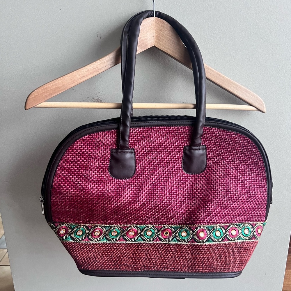 Elegant Red and Black Women's Handbag